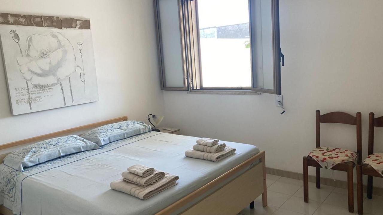 Casina Sofia Villa Torre Specchia Ruggeri Buitenkant foto